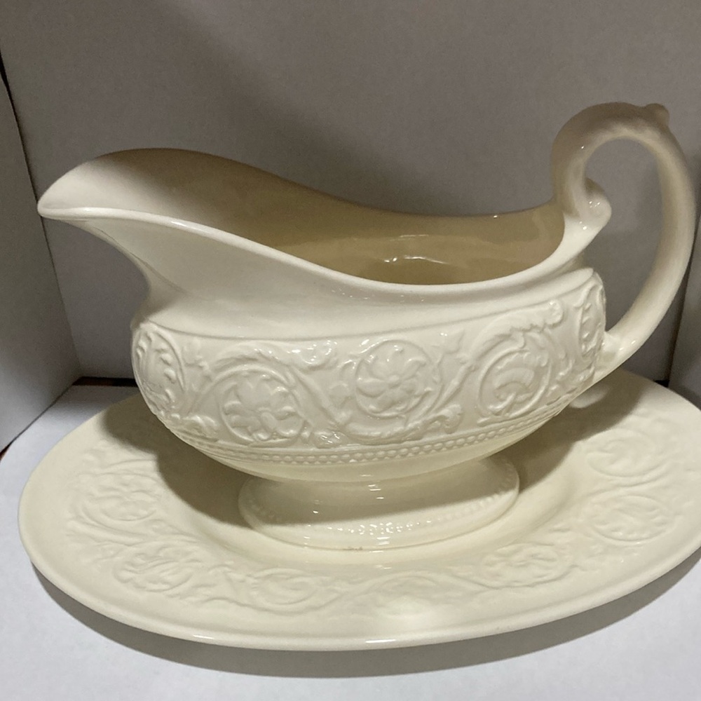 Wedgewood Patriacian Cream Gravy Boat with attached Saucer
